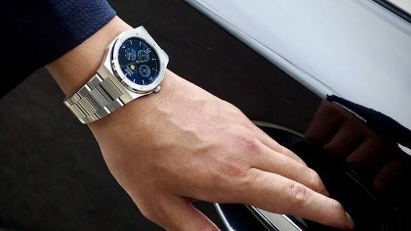 宮城県仙台市発、日本製ムーンフェイズ搭載腕時計　Makuakeでの先行予約開始3週間で目標金額300％達成