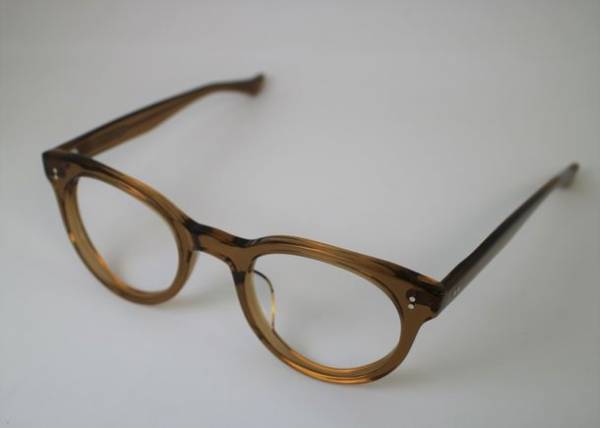 佐々木セルロイド、土に還る素材を利用したサングラス「CustoMegane」をアパレル事業向けに10月18日より受注開始