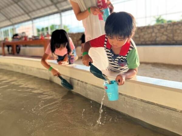 熱帯魚釣り、宝探しなど一日中楽しめる！大規模“屋内釣堀”「釣って見つけるぼうけんの国」観光需要回復の沖縄に10月7日(金)オープン！