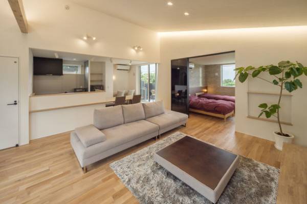 世界遺産・屋久島で高性能な暮らしを体感できる、宿泊施設を兼ねたコンセプトハウス「KeiU(ケーウ)」オープン