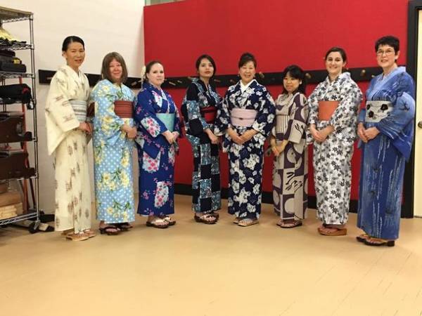 日本で失われつつある伝統技術、着物の仕立て　コロナでの延期を乗り越え、一級和裁士がアメリカでワークショップ開催