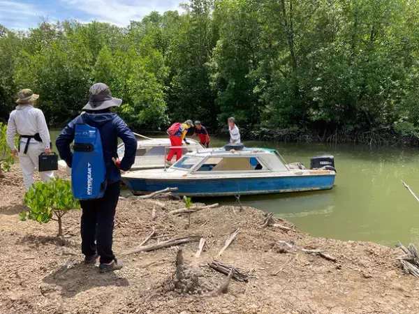 ファンリードとマレーシアのサンウェイ大学がMOU締結、マングローブ保全のための実証実験からICT分野の連携強化へ