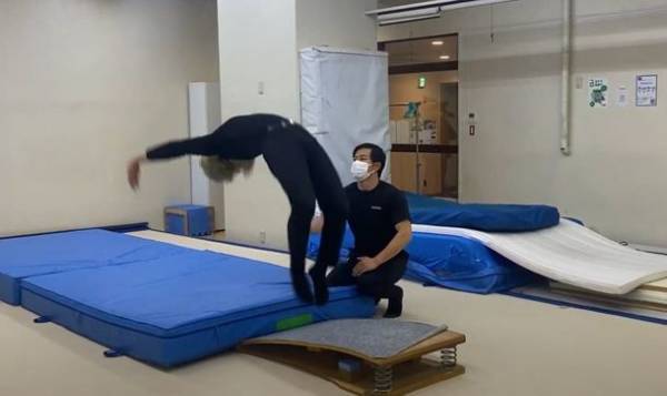 ピヴォーレ福岡にて12月11日開催の『最多人数での同時バク転』でギネス世界記録に挑戦　一次締め切りが11月11日18時！