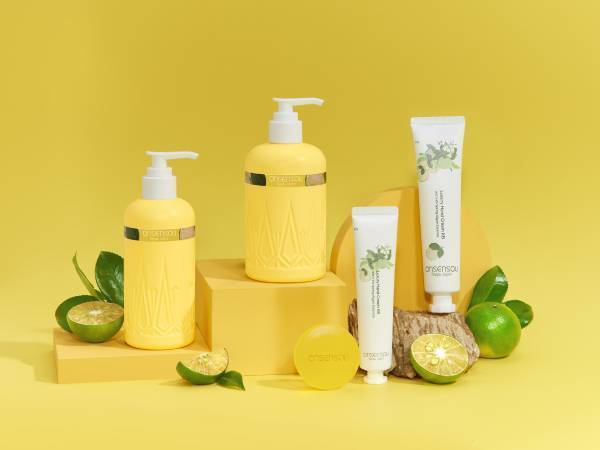 大分県別府温泉発　別府温泉にのみ生息する「温泉藻」、「温泉酵母」の自然由来成分をベースに開発された「ONSENSOU」ブランドより、「ゴールデンシルクリペアシリーズ」「ONSENSOUカボスシリーズ」が新発売。