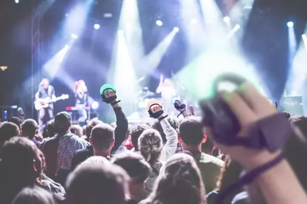 シンプル操作！10種類の色を登録可能な次世代型ペンライト「オッドリング」のモニターを2023年4月30日まで募集中！