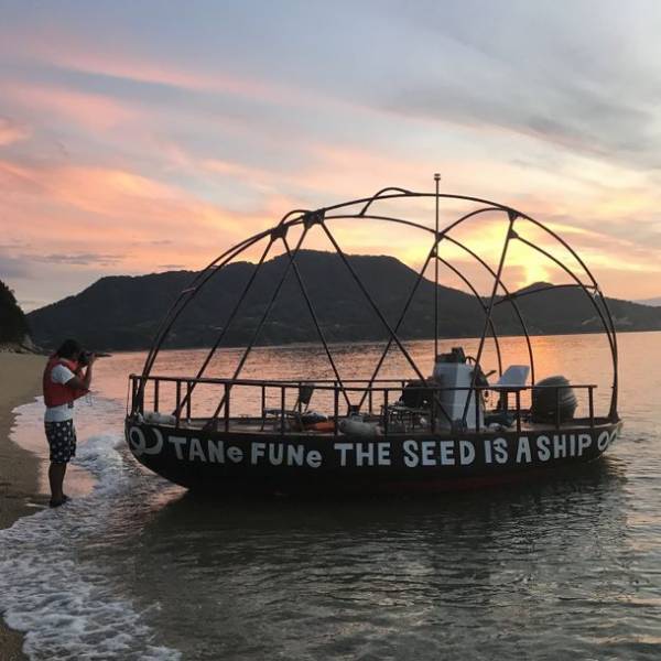 アーティスト日比野克彦の作品を中心としたTARA展　瀬戸内国際芸術祭2022秋会期の「粟島」会場で9/29～11/6の期間開催