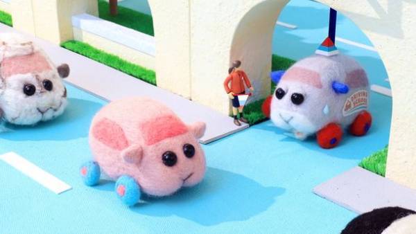 『PUI PUI モルカー DRIVING SCHOOL』いよいよ明日あさ7時よりテレビ東京「イニミニマニモ」内にて放送スタート！今作の舞台《ドライビングスクール》制作映像初公開！