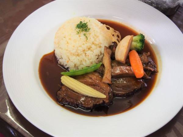 ふかや花園プレミアム・アウトレット開業記念　秩父鉄道が10月20日(木)にSLパレオエクスプレスを臨時運転　熊谷駅・寄居駅でパーク＆ライドサービスを開始