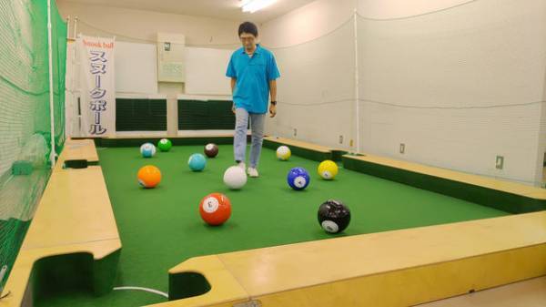 サッカー×ビリヤードのニュースポーツ『スヌークボール』の日本製コートを作りたい！9月30日にクラウドファンディングを開始
