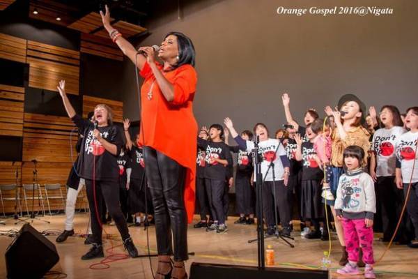子ども虐待防止オレンジリボン運動啓発イベント「オレンジゴスペル全国ツアー2022」が10月29日よりスタート！ニューヨークからやってきた社会貢献イベントが3年ぶりに再開　「合唱のように子育てもみんなで！」