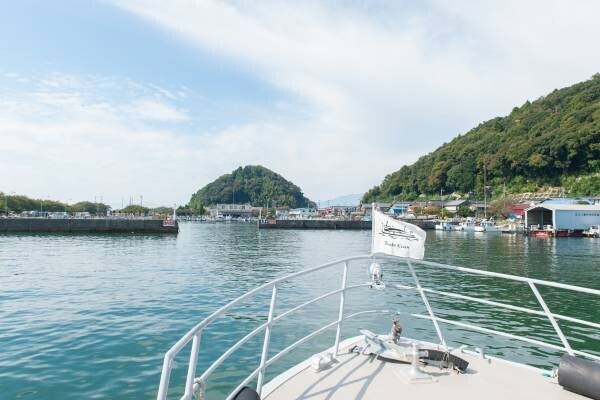 ～大沼先生と行く、びわ湖に浮かぶ有人島「沖島」歴史探訪＆クルーズ～沖島の四季『沖島戦国トレッキングと秋の湖魚料理を楽しむ』