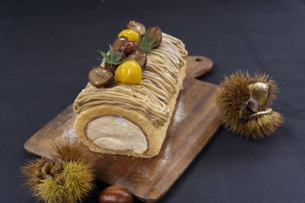 最後の仕上げはお客様の目の前で！たまご専門店「TAMAGOYA」秋の収穫祭にてLIVE感を楽しむ「和栗モンブランパンケーキ」が10月11日より新登場