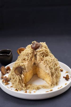 最後の仕上げはお客様の目の前で！たまご専門店「TAMAGOYA」秋の収穫祭にてLIVE感を楽しむ「和栗モンブランパンケーキ」が10月11日より新登場