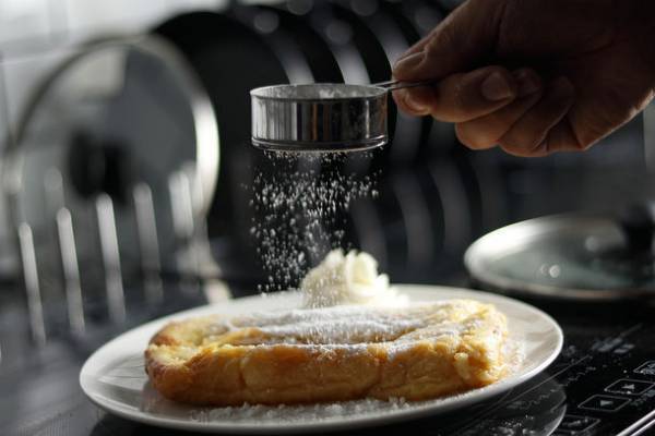 “しみっ、ふわっ、とろっ”のフレンチトーストに太陽と大地の恵みで育った山梨県産の『あけの金時』を使用　季節限定「至福のおいもフレンチトースト」が登場