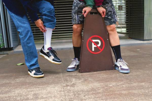 スニーカーブランド「+TSUBASA」と現代アーティスト「CALVIN HASHI」がコラボレーション　ポップアップストアが渋谷スクランブルスクエア5Fに10月13日オープン