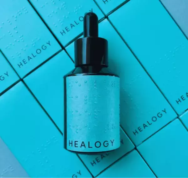 点字をあしらったパッケージデザインの化粧品「HEALOGY」、CBDスキンケアブランドとして初めてグッドデザイン賞を受賞