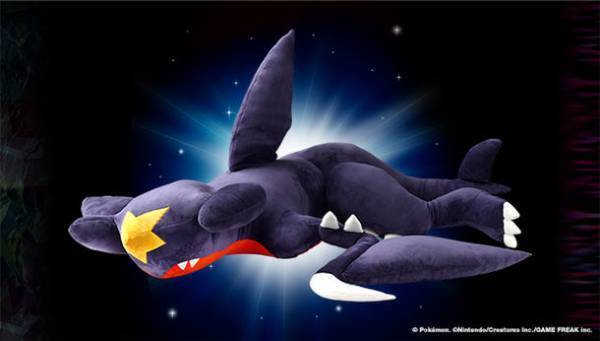 マッハポケモン「ガブリアス」が大きなクッション(全長約1.6m)になって登場！