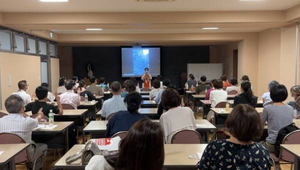 ローマ法王謁見、徳間書店作家　福富かのん　神田明神と名古屋にて～『賢者の生き方』を伝授する講演会～ 開催