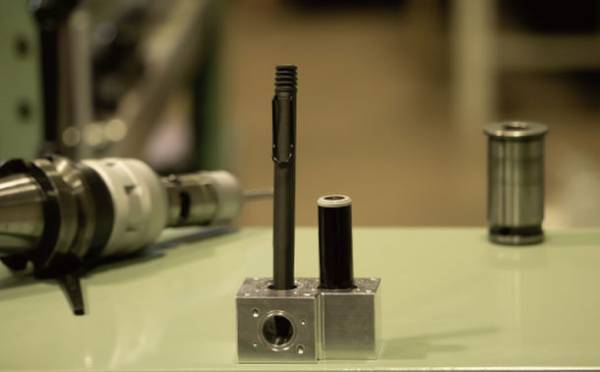 部品をインテリアにアップデート！機械部品のようなインテリア“Mechanical Interior”シリーズを販売開始