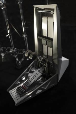 ローランド創業50年を記念したコンセプト・モデルを特設ウェブページで公開