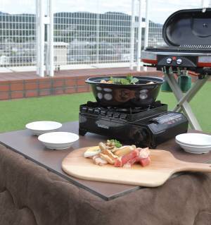 ホテル京阪 京都 グランデ「URBAN EARTH BBQ」で秋の新メニュー「フレンチおでん」を販売開始。期間限定、台数限定で“こたつ”を新設。