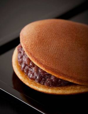 佐賀の古民家和菓子店「小嶋や」で第3弾 コラボ花展を開催！2022/11/3(祝・木)～11/10(木)の8日間限定　若手フラワーアーティスト 松本光が敷地内を華やかに彩る