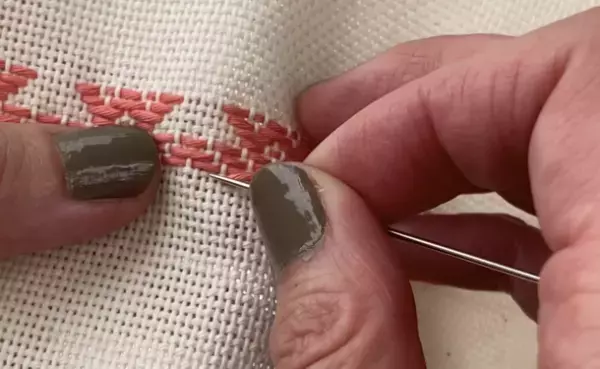 青森の伝統工芸こぎん刺しを楽しむ「綿こぎん布」　再生産実現に向けたプロジェクトを12月5日まで実施