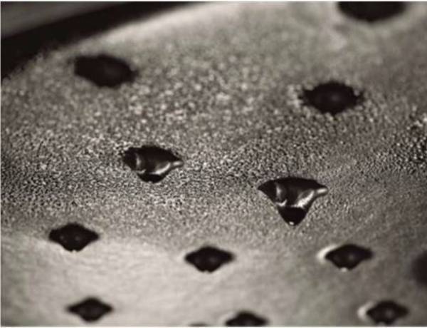 仏鋳物ホーロー鍋ストウブ　伝統とモダンが融合したデザインの「ツイストココット」を発売