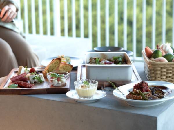 瀬戸内海を一望する赤穂御崎に、海と山に囲まれた隠れ家ホテルがリニューアルオープン【瀬戸内の小さなホテル　ミサキテラス】