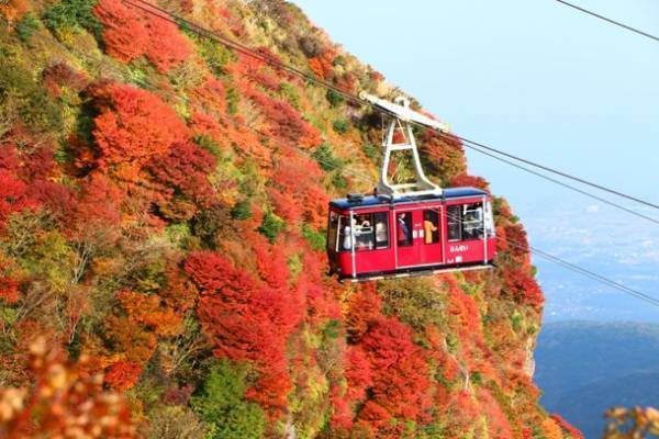 [長崎県]紅葉シーズンの雲仙 仁田峠の渋滞解消のため「事前予約」「パークアンドライド」の実証実験を実施