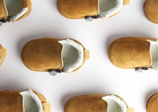 3秒で履ける本革製ベビーシューズ「ブクビーベビー」　初の店頭販売をKITTE 丸の内3階にて11月25日から開催