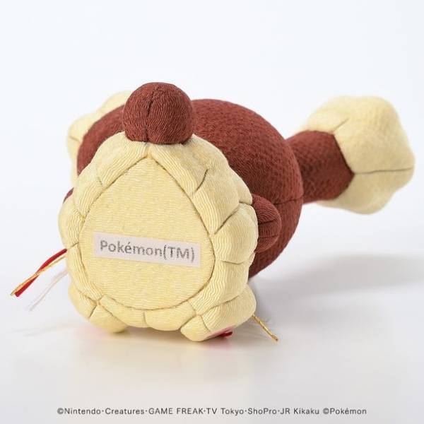 ポケモンの江戸木目込人形　今年はミミロルを伝統工芸品に