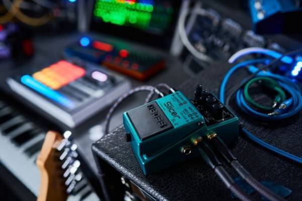 ギターやキーボードのサウンドに独創的なビートを加えるエフェクターを発売