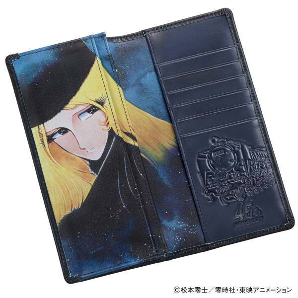 開くたび、憂いを帯びた表情の美しいメーテルが現れる……『銀河鉄道999』45周年を記念して紺碧の宇宙をイメージしたグラデーションレザーの長財布が登場！
