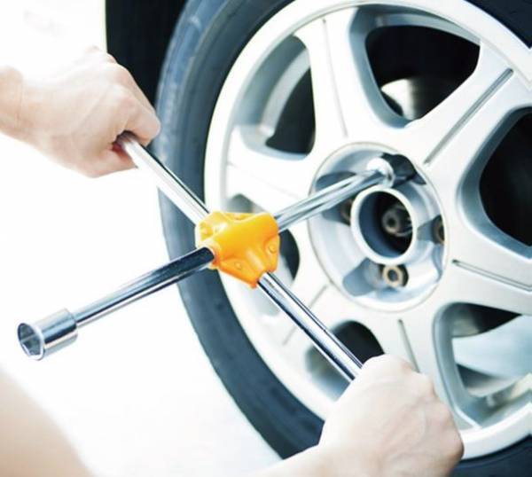 工具付きパーソナルガレージの時間貸しサービス「ギアガレージ」大阪府吹田市に10月29日オープン！