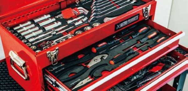 工具付きパーソナルガレージの時間貸しサービス「ギアガレージ」大阪府吹田市に10月29日オープン！