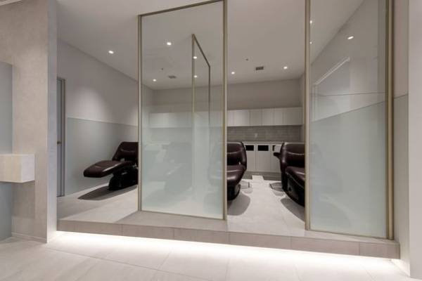 総フォロワー数18万人のスタイリストが集結したサロン　東京銀座に「AFLOAT Leino(アフロート リノ)」が11月1日オープン