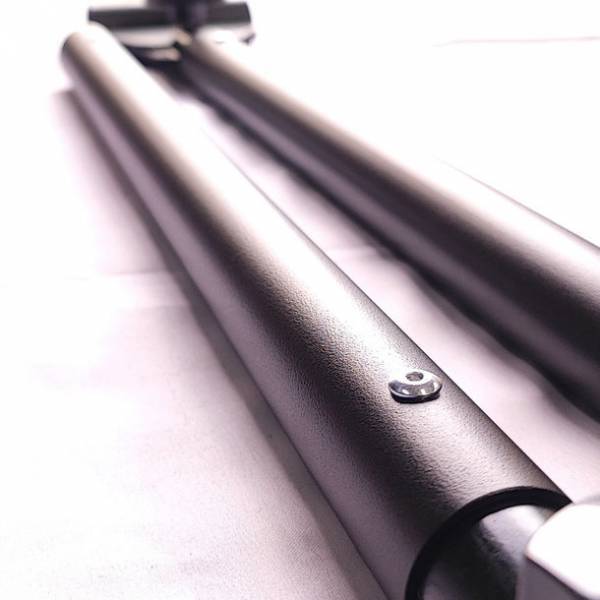 『いよいよ出荷開始！』握りやすくデザインもマイナーチェンジ　KOMBOバーベルが11月1日より一般発売開始！