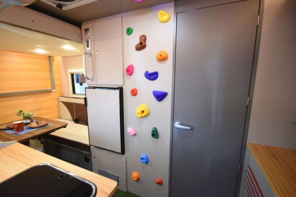 NTB、人気アウトドアブランド“Coleman”とコラボ『EXPEDITION EAGLE Colemanモデル』を発表！