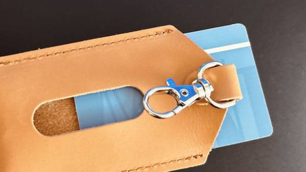 大切なお守りをマモッテミセル(守って魅せる)！おしゃれに携帯できる「お守りポケット」を11/1より販売開始