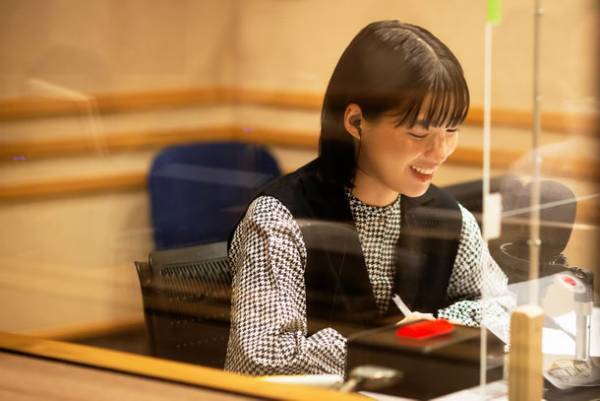 ファッションブランド『mizuiro ind』によるオリジナルラジオ番組『mizuiro ind LIGHT BLUE CAFE』(DJ：石井杏奈)FM大阪 11/5(土)20:00～Tokyo fm 11/6(日)08:00～より放送スタート！！