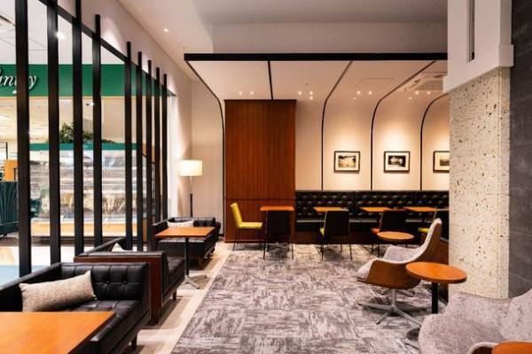 回廊でつなげた2つの異なる空間で過ごす、くつろぎの珈琲店『上島珈琲店 SOCOLA塚口店』11月2日(水)オープン！