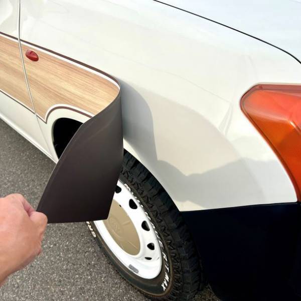 誰でも3分でお車のカスタマイズ可能！TOYOTA　プロボックス専用の「着脱式」マグネットウッドデカールをリリース！