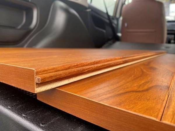 誰でも3分でお車のカスタマイズ可能！TOYOTA　プロボックス専用の「着脱式」マグネットウッドデカールをリリース！