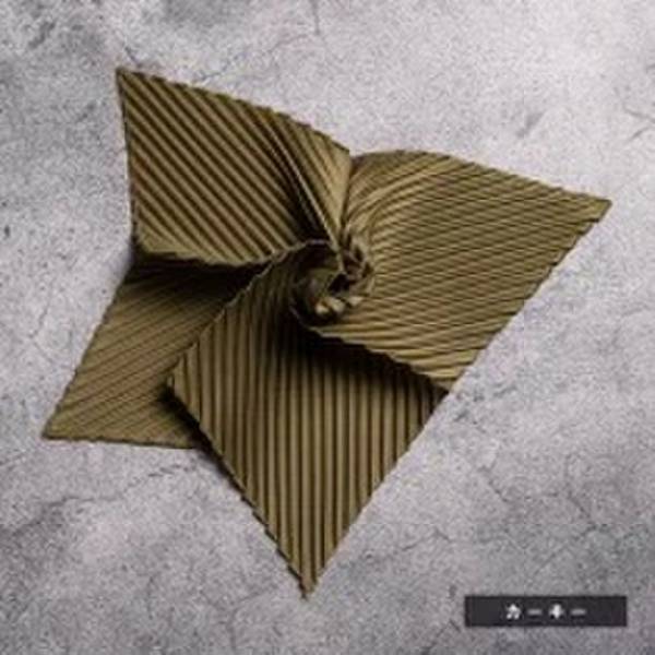 日本初※！洗ってもプリーツ加工が取れないポケットチーフ！？オザキプリーツから特許技術を使ったポケットチーフ「ポケットプリーツ」全5色を発売