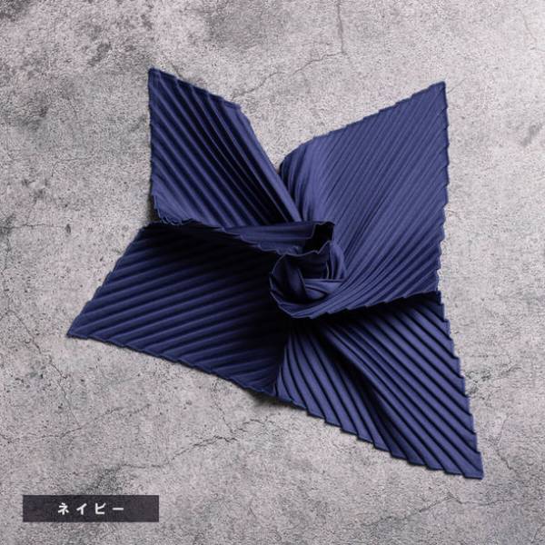 日本初※！洗ってもプリーツ加工が取れないポケットチーフ！？オザキプリーツから特許技術を使ったポケットチーフ「ポケットプリーツ」全5色を発売