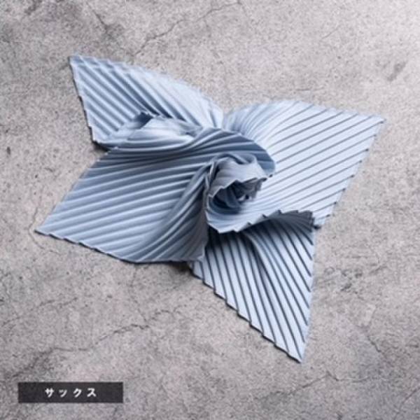 日本初※！洗ってもプリーツ加工が取れないポケットチーフ！？オザキプリーツから特許技術を使ったポケットチーフ「ポケットプリーツ」全5色を発売