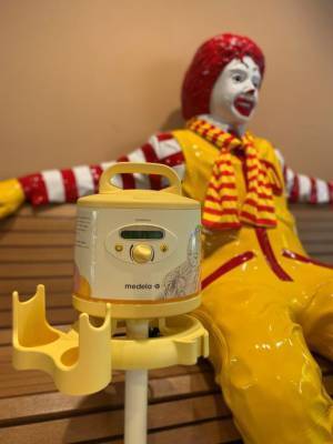 ＜11月は早産啓発月間／世界早産児デー＞メデラではNICUに入院している赤ちゃんに母乳を届けているご家族への支援を行っています