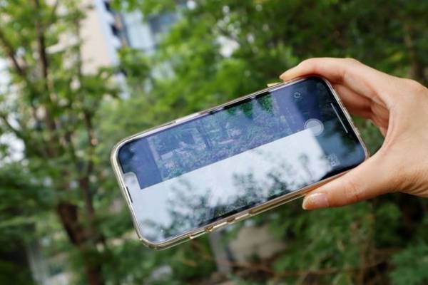 コネクシオ、独自開発iPhone用次世代型画面保護フィルム「LUMIERA(ルミエラ)」のオンラインショップでの販売を開始