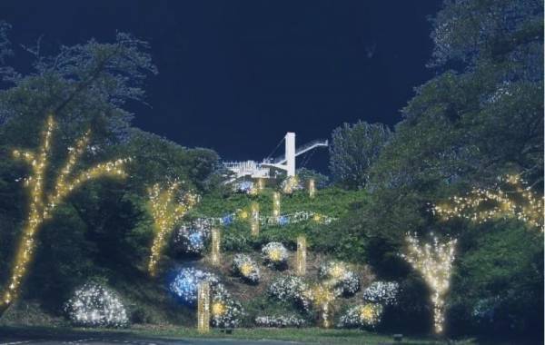 信貴生駒スカイライン「鐘の鳴る展望台」エリアリニューアル